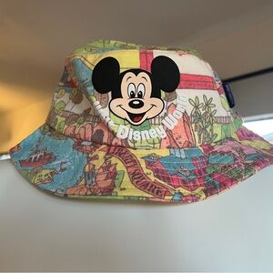 NWT Mickey Mouse Walt Disney World Vault Collection Map Bucket Hat